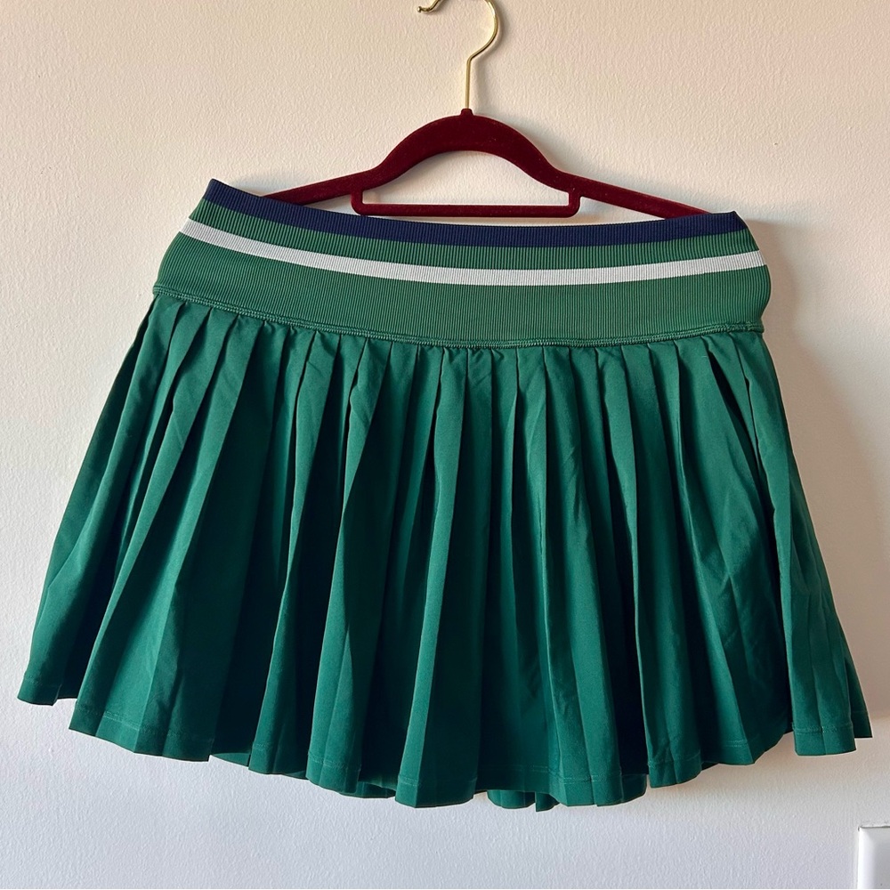 Iuga Size Large Womens Green Pleated Skort Skirt Tennis Sports Activewear